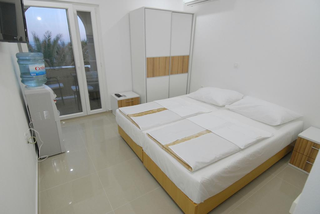 Paradise Resort Vanesa Vir Room photo