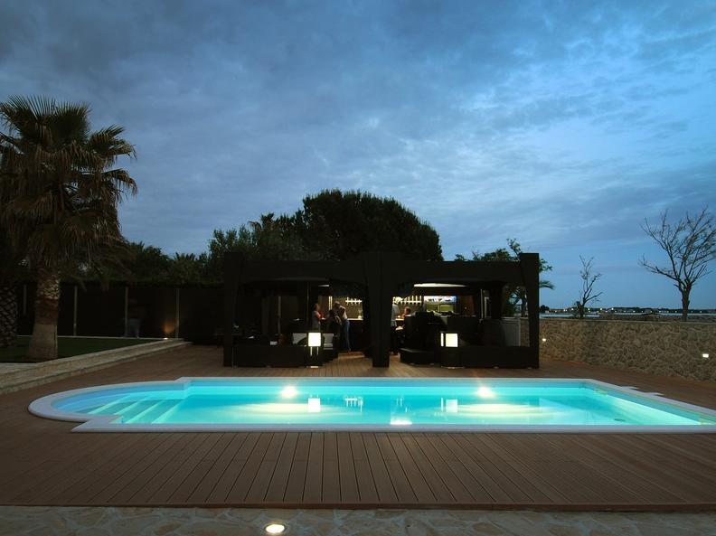 Paradise Resort Vanesa Vir Exterior photo